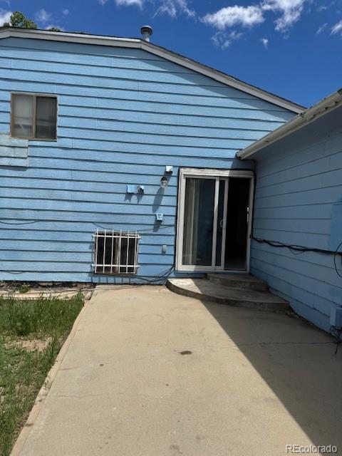14425 E Albrook Dr, Denver, CO 80239 - photo 15