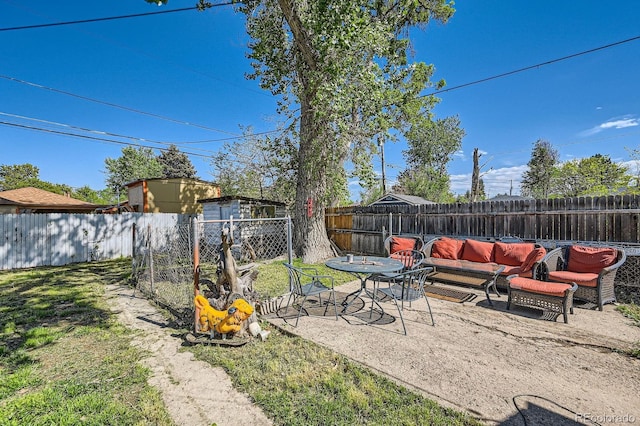 5424 Saulsbury Ct, Arvada, CO 80002 - view of yard with a patio and outdoor lounge area