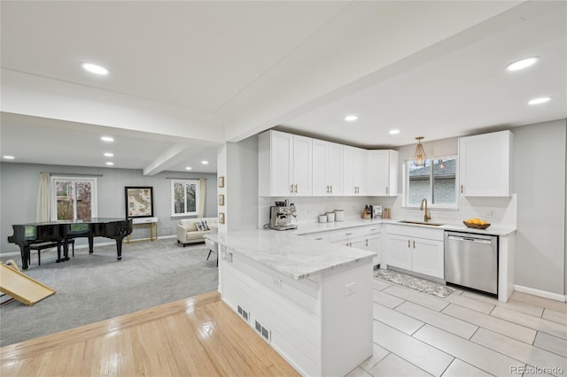 3285 N Monaco Pkwy, Denver, CO 80207 - photo 6