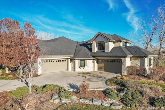 view of front facade featuring a garage