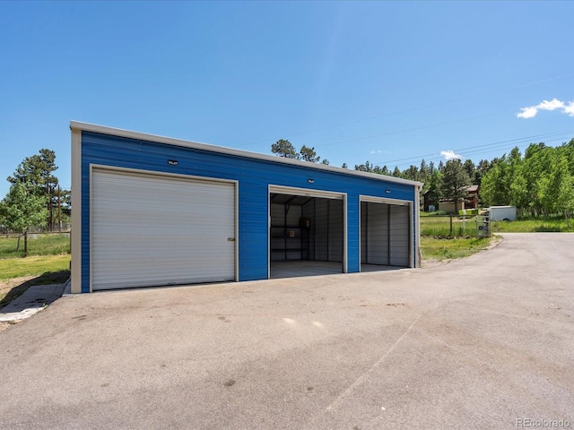 689 S Pine Dr, Bailey, CO 80421 - view of detached garage
