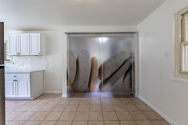 5810 S Greenwood St, Littleton, CO 80120 - detailed view of backsplash and baseboards