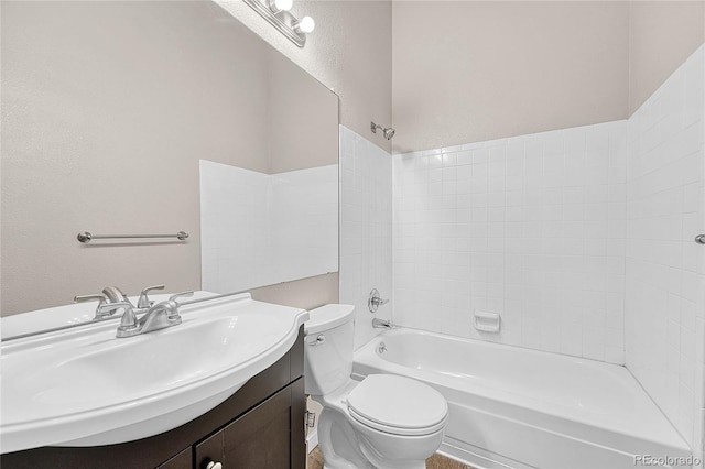 1148 S Ventura Cir Unit H, Aurora, CO 80017 - bathroom with toilet, vanity, and bathing tub / shower combination