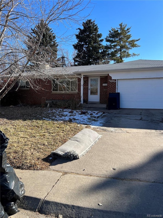 view of front of house featuring a garage