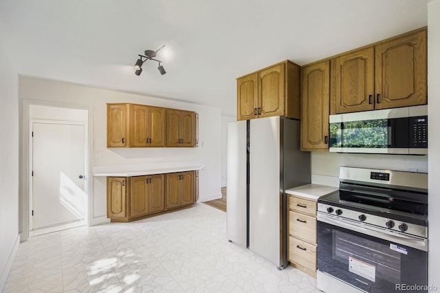 811 S Tyler Ave, Loveland, CO 80537 - photo 10
