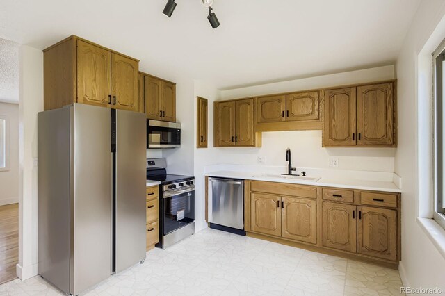 811 S Tyler Ave, Loveland, CO 80537 - photo 11