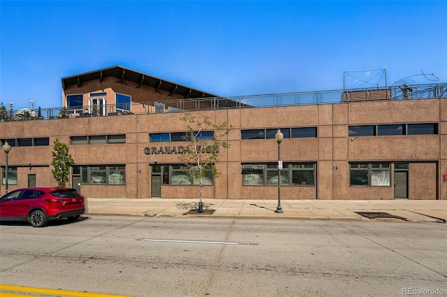 view of building exterior