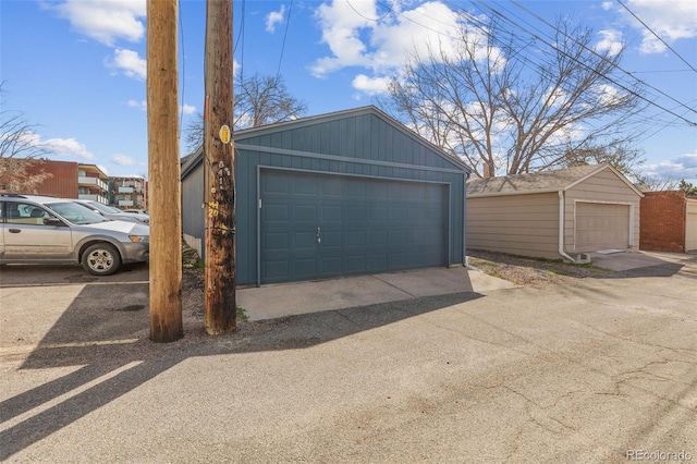 525 N Pearl St, Denver, CO 80203 - view of detached garage