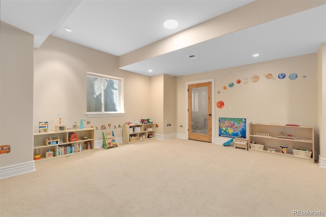 playroom with carpet