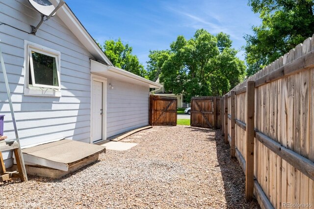 7325 S Houstoun Waring Cir, Littleton, CO 80120 - view of yard