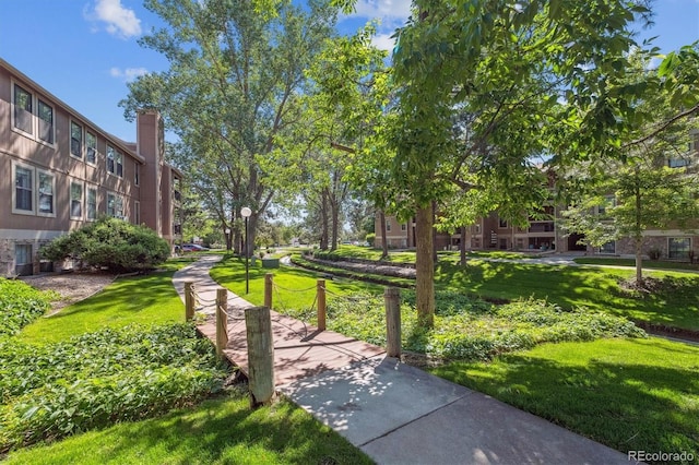 10950 W Florida Ave Unit 314, Lakewood, CO 80232 - view of property's community featuring a yard