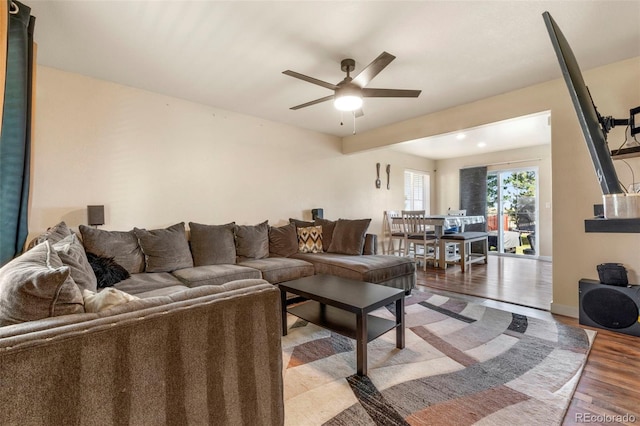 26010 E Byers Pl, Aurora, CO 80018 - photo 2