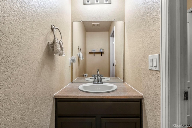 26010 E Byers Pl, Aurora, CO 80018 - photo 11