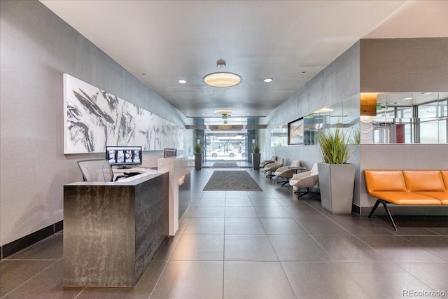 891 14th St Unit 2002, Denver, CO 80202 - community lobby with recessed lighting