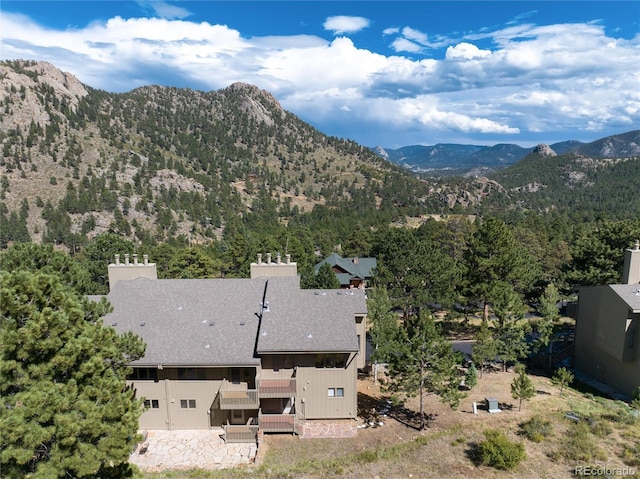 bird's eye view with a mountain view