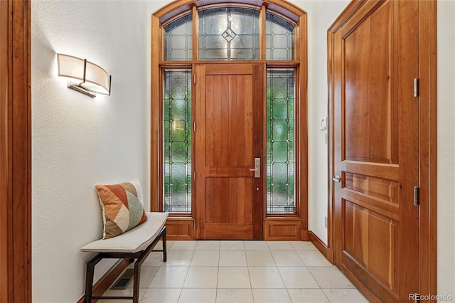 1351 S Milwaukee St, Denver, CO 80210 - foyer featuring tile patterned flooring and baseboards
