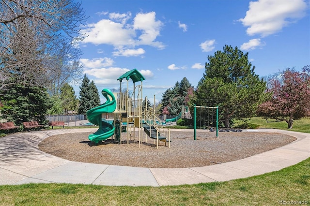 5320 S Geneva St, Englewood, CO 80111 - community jungle gym with fence