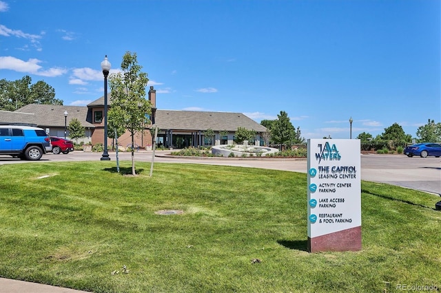 888 S Valentia St Unit 20-101, Denver, CO 80247 - surrounding community with a yard