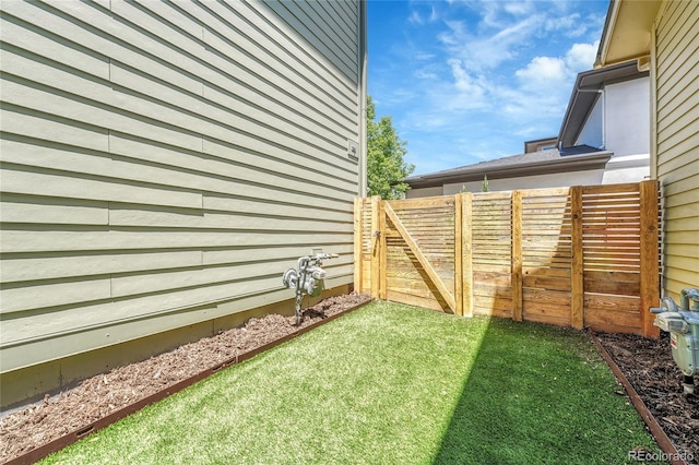 1903 W 66th Ave, Denver, CO 80221 - view of yard