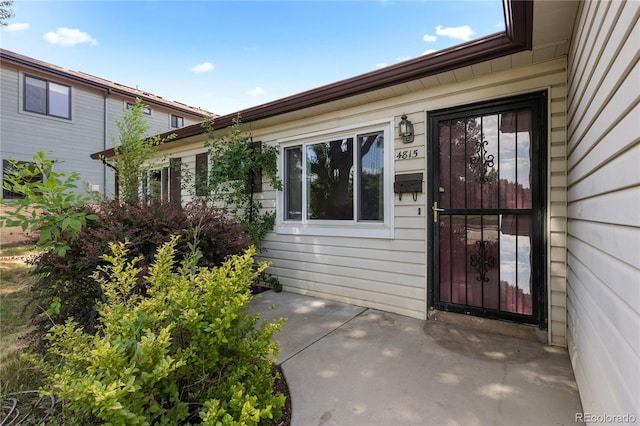 4815 S Pennsylvania St, Englewood, CO 80113 - doorway to property