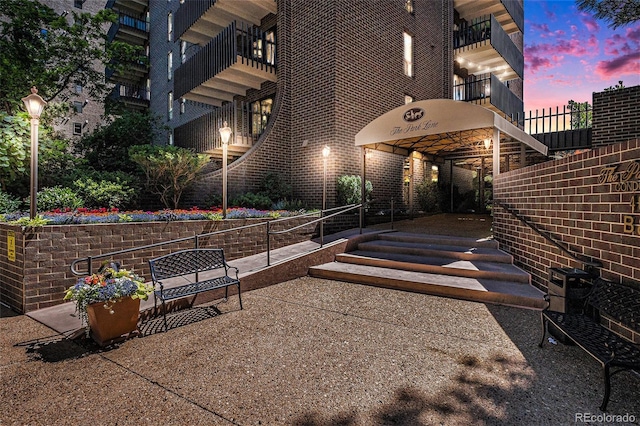 460 S Marion Pkwy Unit 604, Denver, CO 80209 - view of patio terrace at dusk