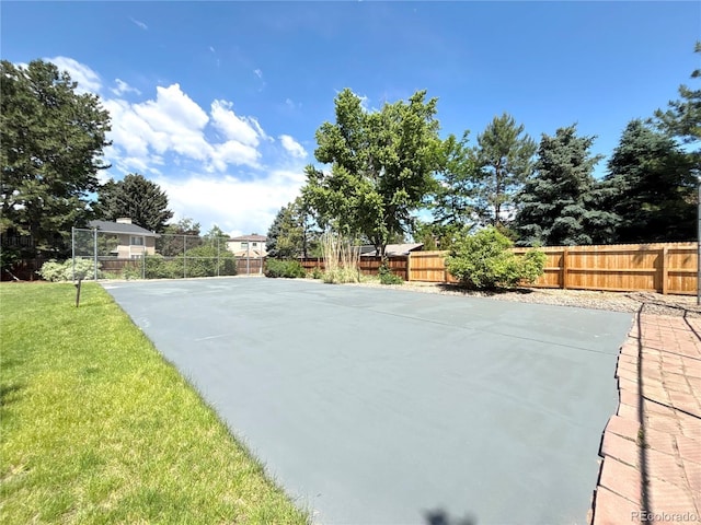 9451 E Evans Pl, Denver, CO 80231 - view of sport court featuring a fenced backyard