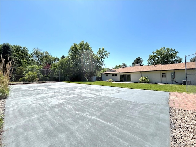 9451 E Evans Pl, Denver, CO 80231 - view of grassy yard