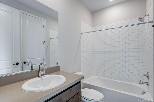 1418 Hudson Pl, Longmont, CO 80501 - bathroom featuring vanity and shower / washtub combination