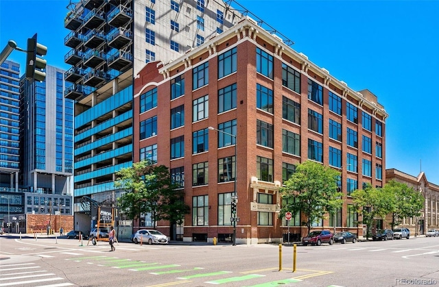 2000 Arapahoe St Unit 503, Denver, CO 80205 - view of building exterior