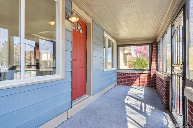view of unfurnished sunroom