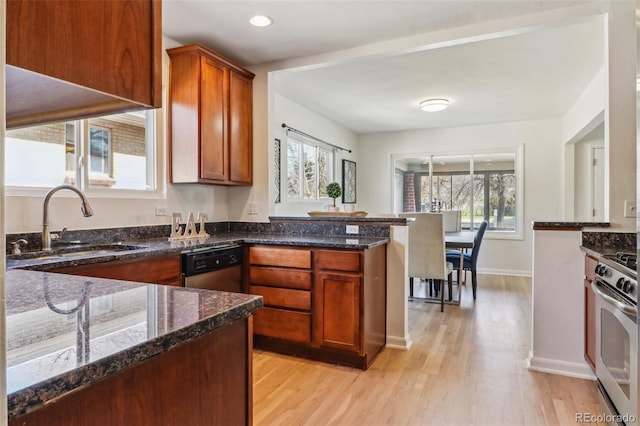 3527 W 44th Ave, Denver, CO 80211 - kitchen featuring a sink, stainless steel appliances, healthy amount of natural light, light wood finished floors, and recessed lighting