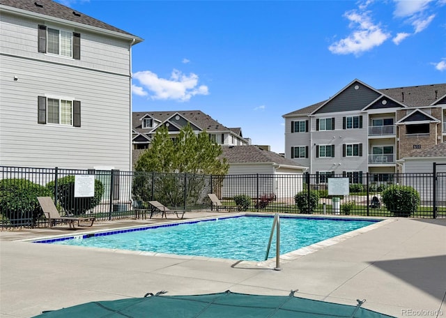 15700 E Jamison Dr Unit 3-307, Englewood, CO 80112 - community pool with a residential view and a patio area