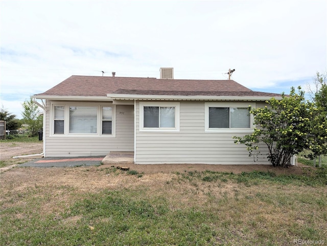 437 S Fetzer St, Byers, CO 80103 - back of property with a yard