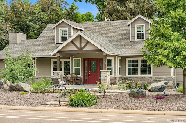 view of front facade with a porch