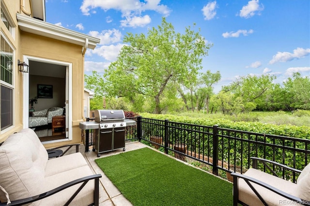 22391 E Plymouth Cir, Aurora, CO 80016 - view of yard featuring a balcony