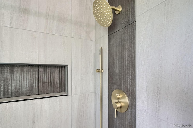 8897 Wagner Ln, Westminster, CO 80031 - bathroom view of a tile shower
