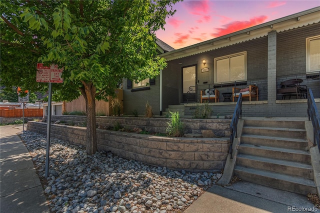 view of front of property featuring a porch