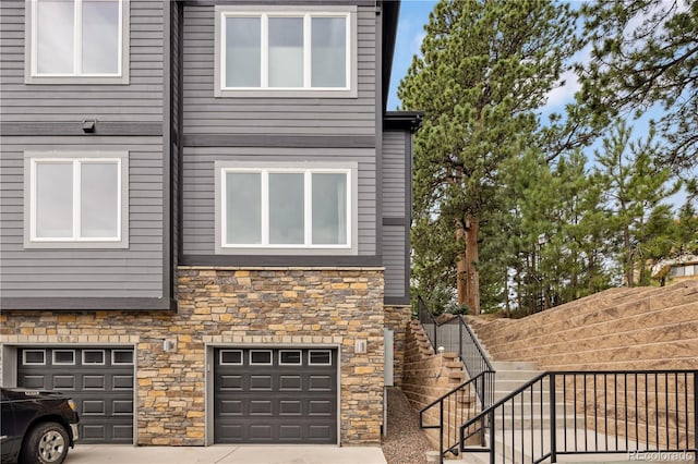 31192 Black Eagle Dr Unit 303, Evergreen, CO 80439 - photo 2