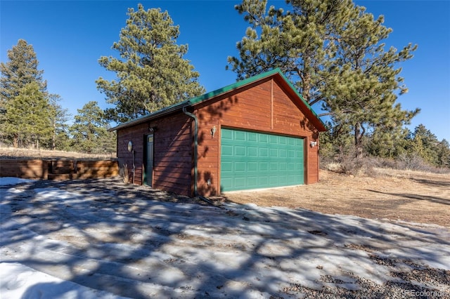 view of detached garage