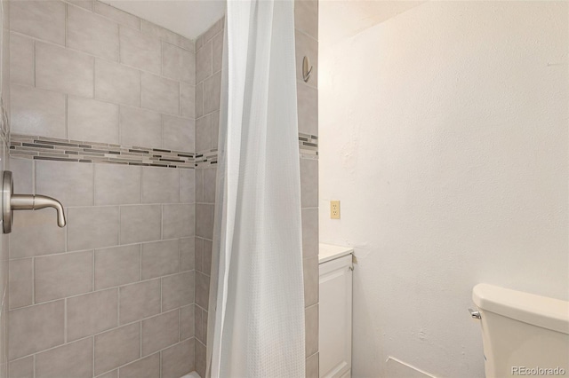 2514 E Bijou St, Colorado Springs, CO 80909 - full bath with a shower stall, toilet, and vanity