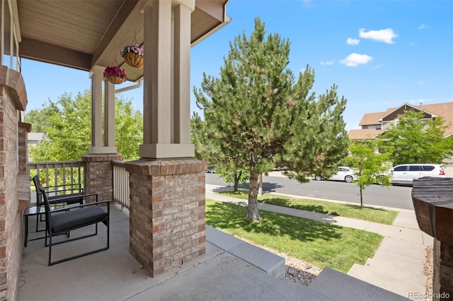 6471 S Ider St, Aurora, CO 80016 - view of covered porch