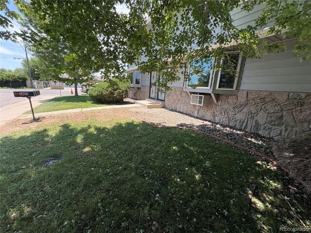 6905 Mariposa St Unit B, Denver, CO 80221 - view of grassy yard