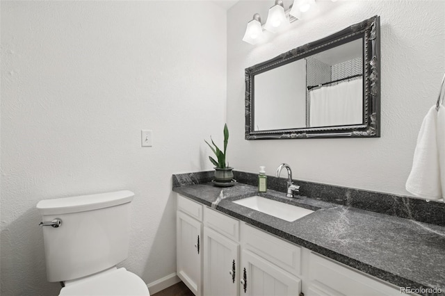 6514 Zinnia St, Arvada, CO 80004 - full bath featuring vanity and toilet