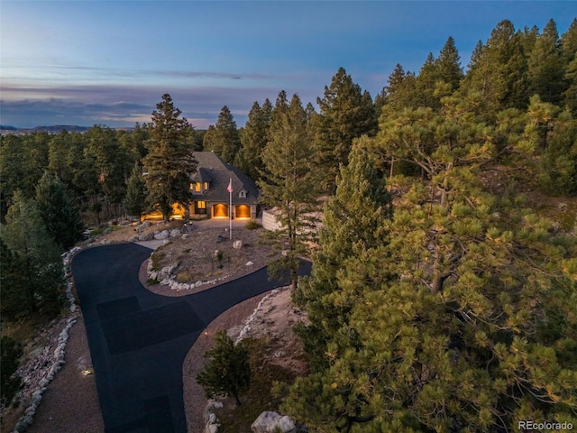 view of aerial view at dusk