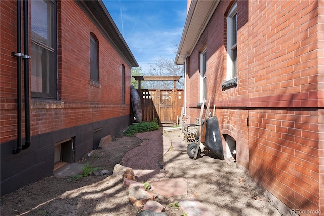 328 S Lincoln St, Denver, CO 80209 - view of side of home with brick siding