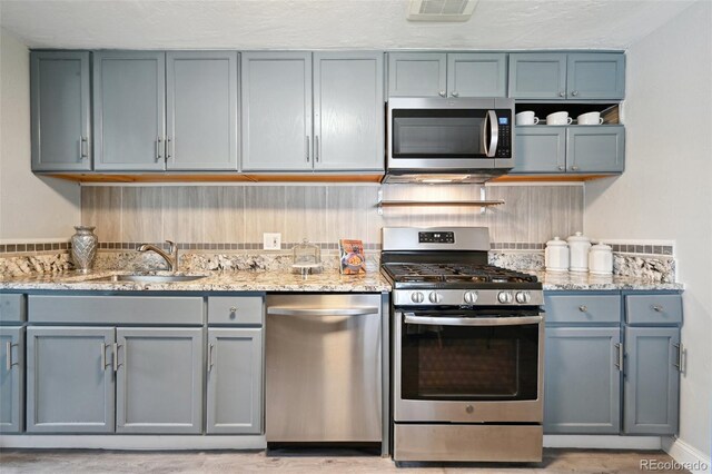 3930 S Hazel Ct, Englewood, CO 80110 - photo 8
