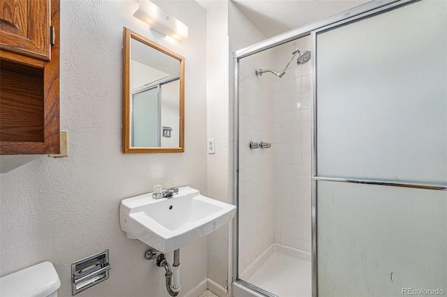 10171 W 69th Ave, Arvada, CO 80004 - bathroom with a stall shower and toilet