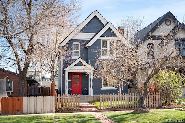 3142 W 26th Ave, Denver, CO 80211 - view of front of home featuring a fenced front yard