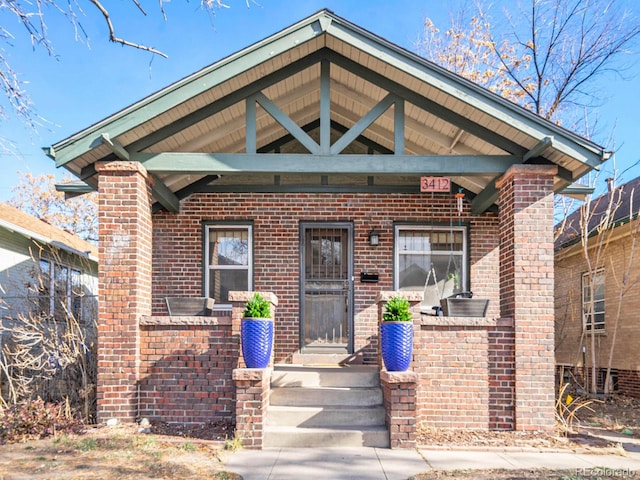 view of front facade with a porch