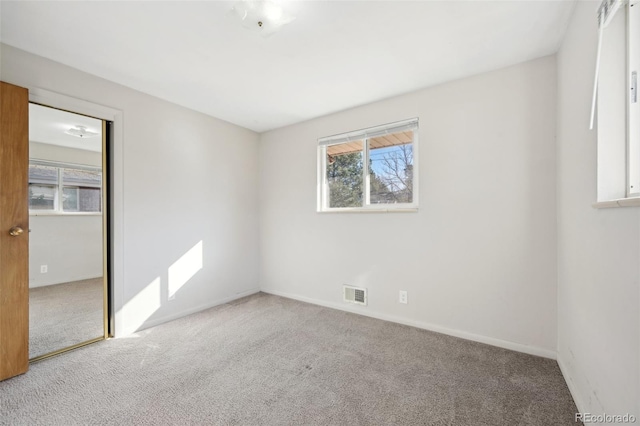 empty room with carpet